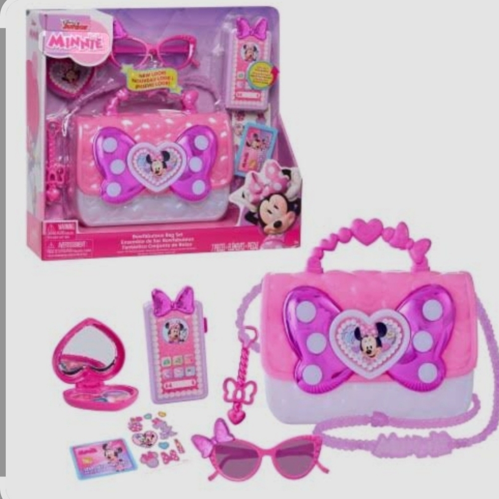 Disney Minnie Mouse Pink and White Accessory Set